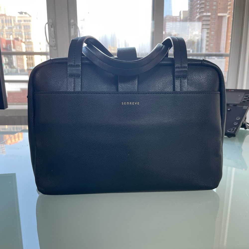 Senreve Doctor Bag in Pebbled Noir black leather
